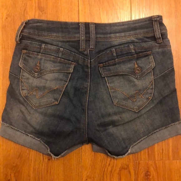 Jean shorts - Picture 2 of 3